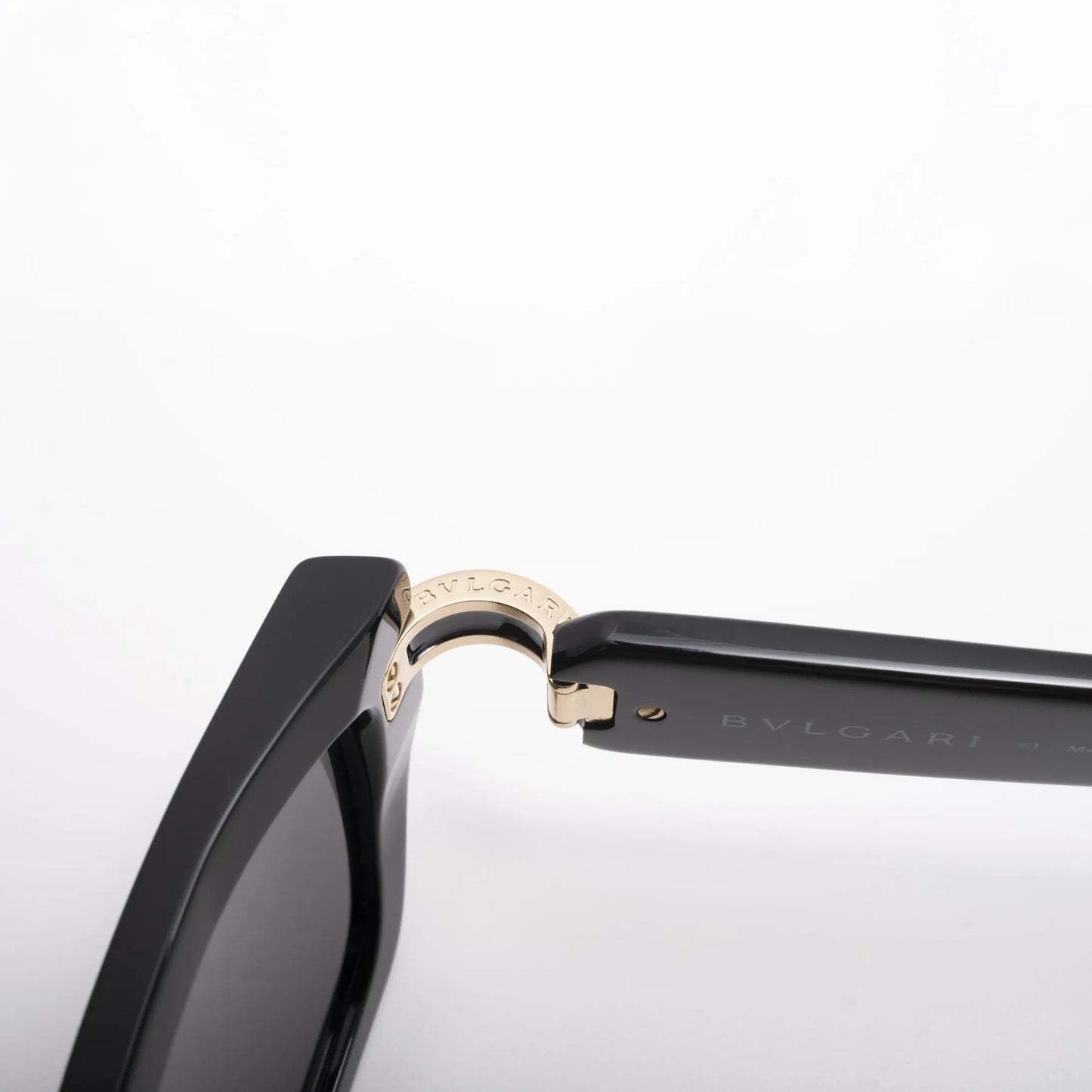 Occhiale da sole Bulgari BV40047I 01A Black