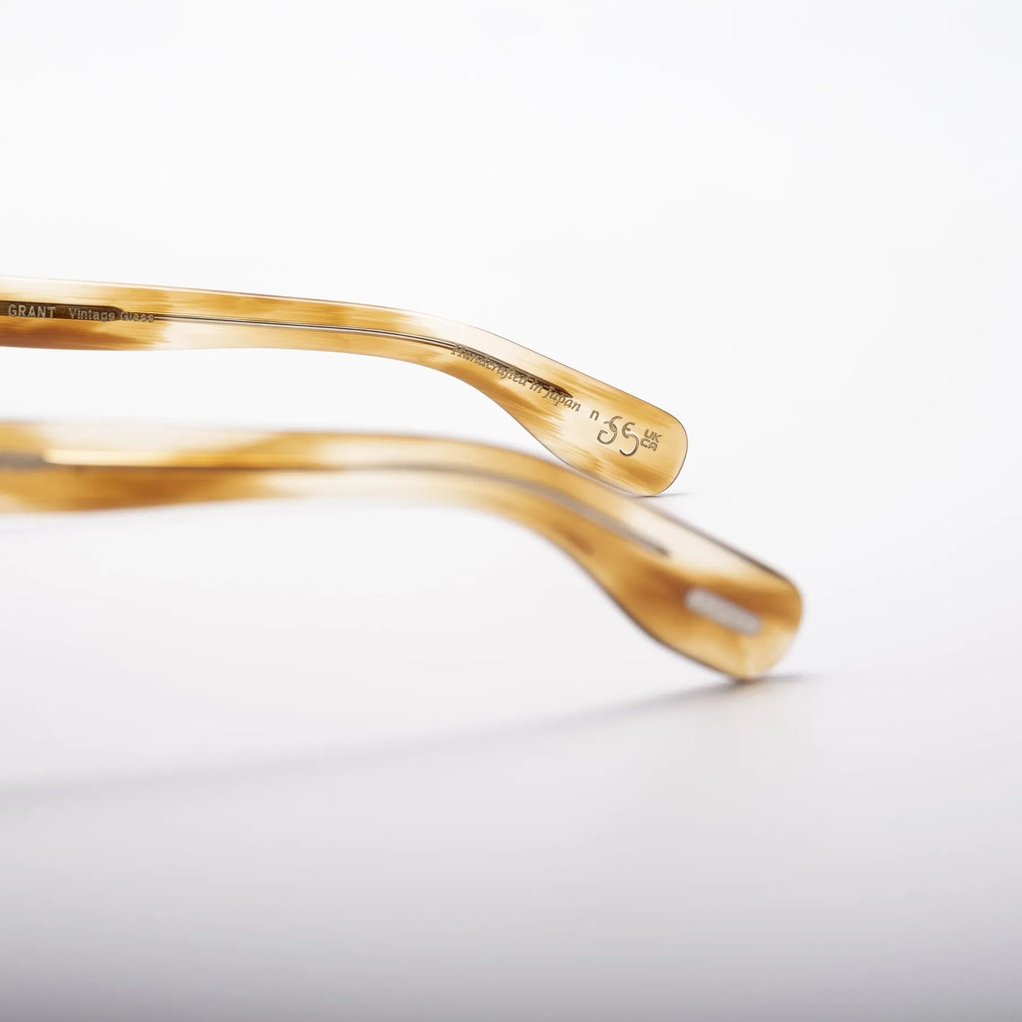 Oliver Peoples OV5413SU Cary Grant Sun 167452 Honey VSB Sunglasses