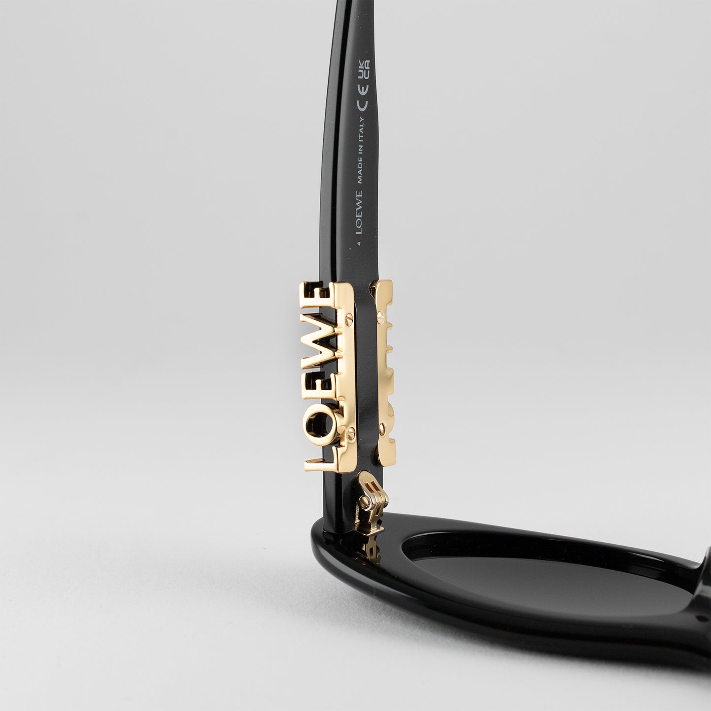 Occhiale da sole Loewe LW40156U 01A Black - Clyra Eyewear