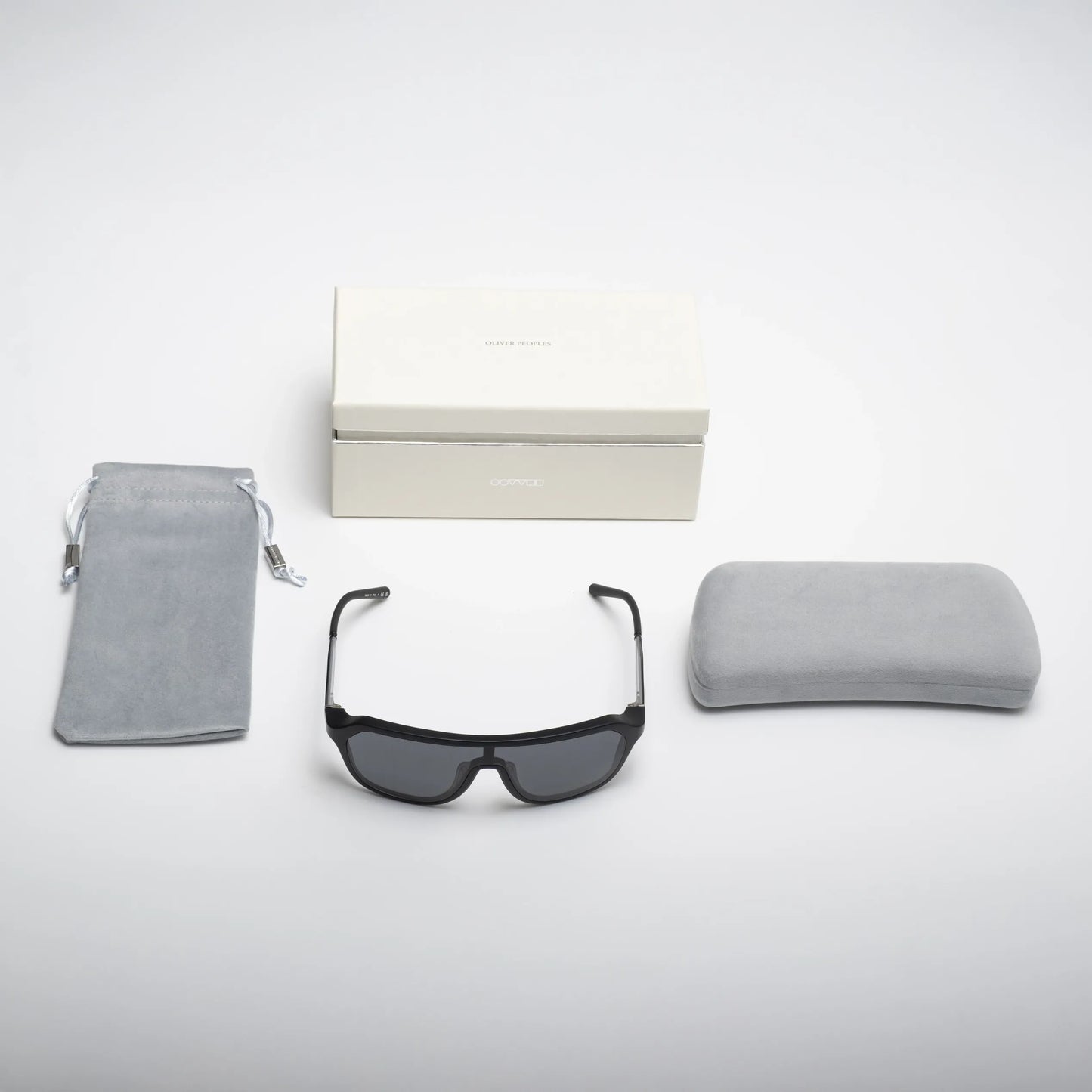 Oliver Peoples OV5591SU R-12 700187 Black Sunglasses