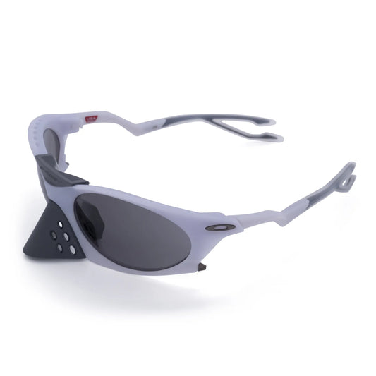 Oakley Plantaris sunglasses OO9437 0163 Black