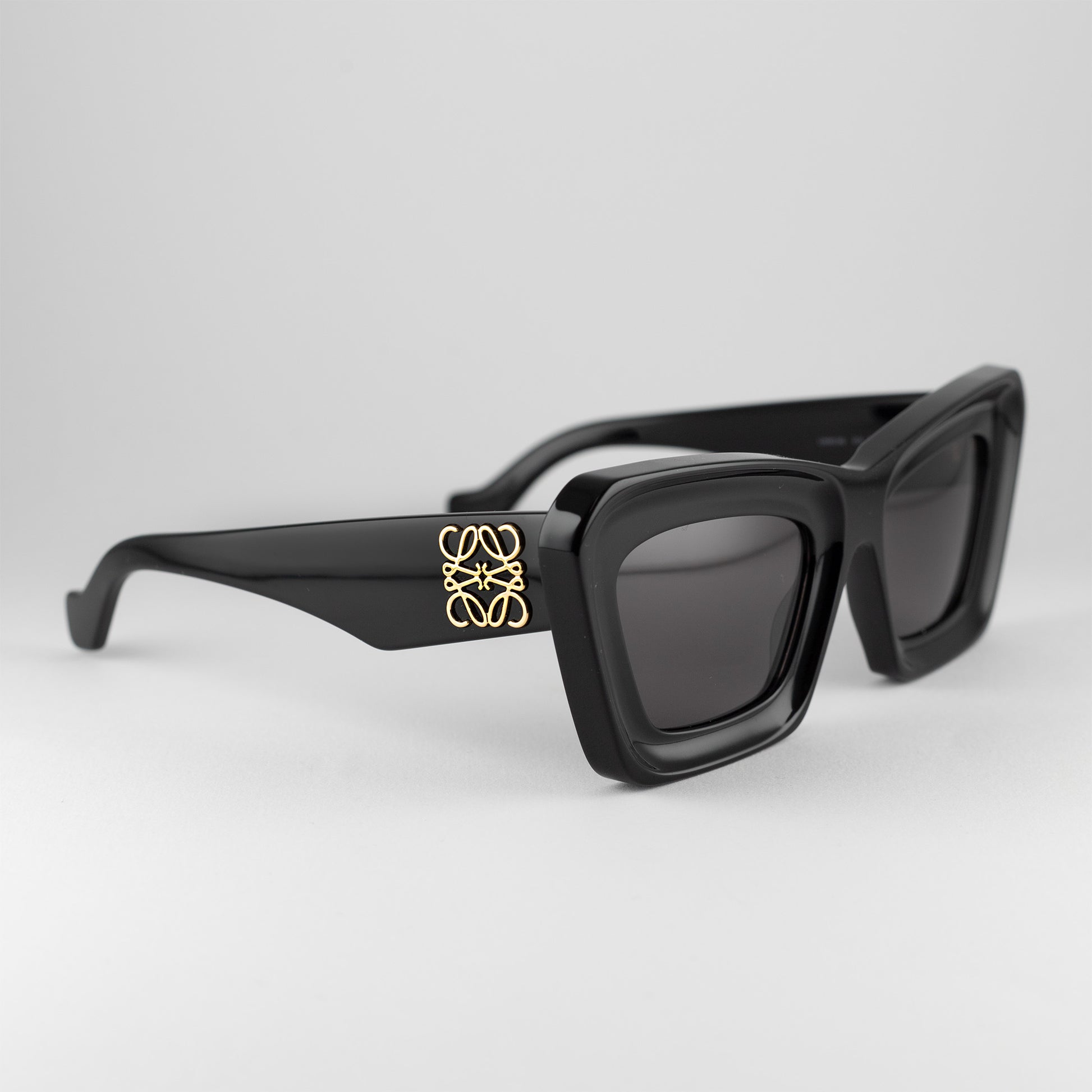 Occhiale da sole Loewe LW40145I 01A Black - Clyra Eyewear