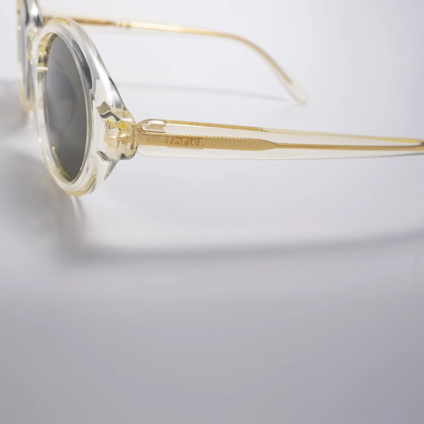 Occhiale da sole Loewe Slim LW40162U 57N Gold Light