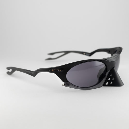 Occhiale da sole Oakley Plantaris OO9437 0163 Black - Clyra Eyewear