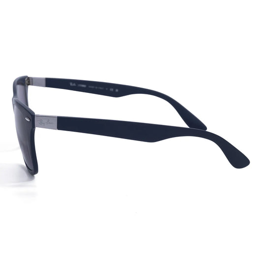 Occhiale da sole Ray-Ban Wayfarer liteforce RB4195 63318G Blu